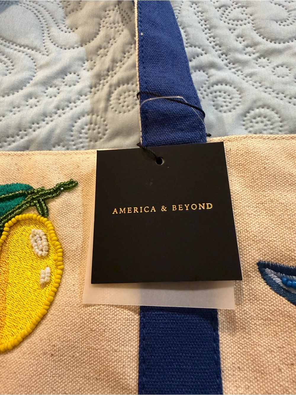 NWT VIRAL America & Beyond Embroidered Beaded Amalfi Canvas Tote Bag - Picture 5 of 7